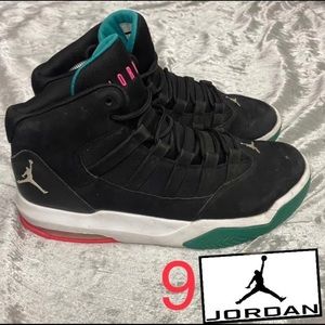 Jordan Max Aura shoes (9)
